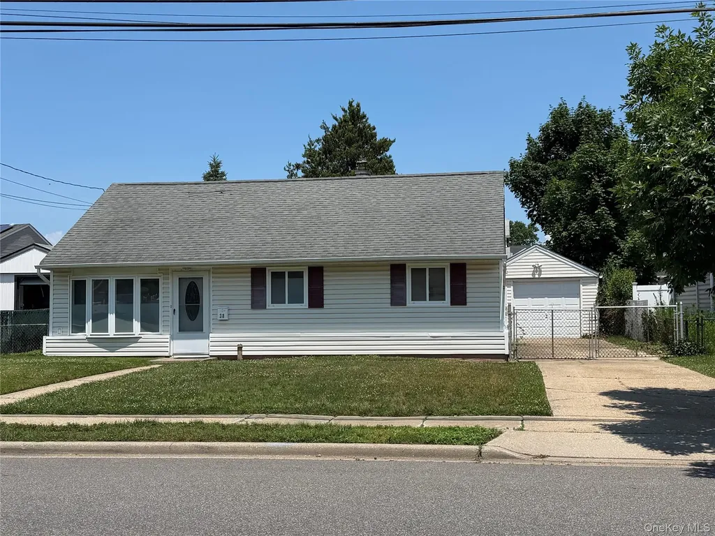 38 Island Street Plainview NY 11803
