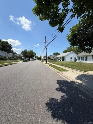 38 Island Street Plainview NY 11803