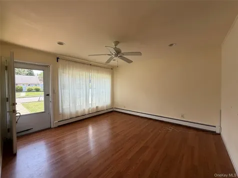 38 Island Street Plainview NY 11803