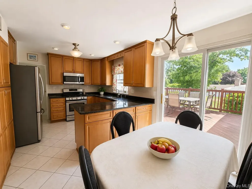 10 Tioken Road Spring Valley NY 10977