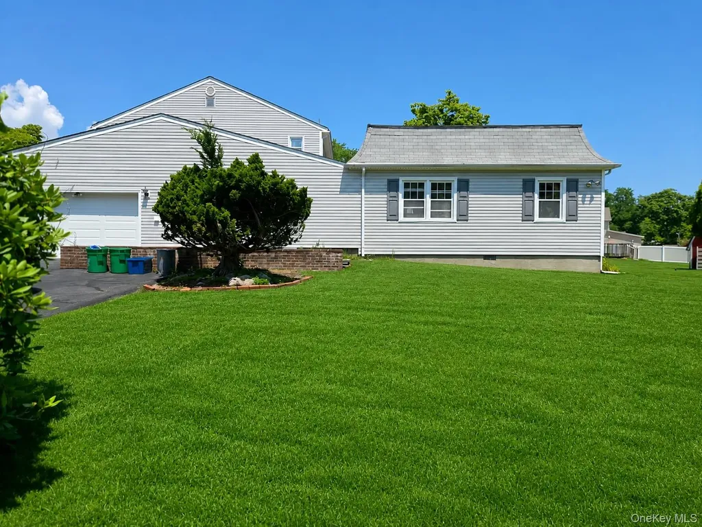 10 Tioken Road Spring Valley NY 10977