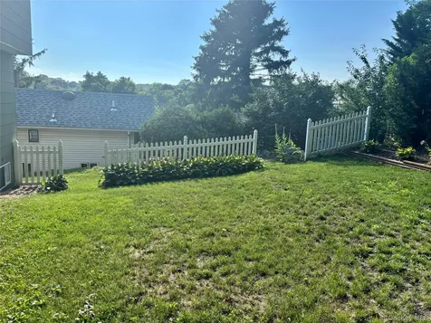 59 Weeks Avenue Oyster Bay NY 11771