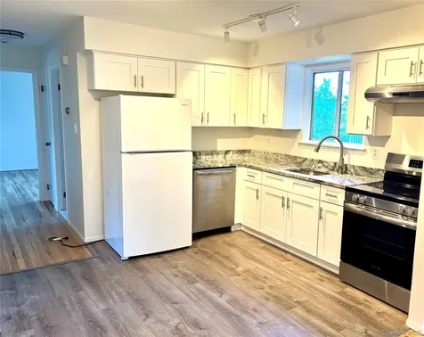 59 Weeks Avenue Oyster Bay NY 11771