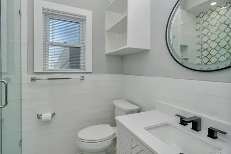 25 Miller Street Glen Cove NY 11542