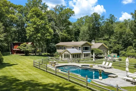 28 Bayberry Lane Bedford Corners NY 10549