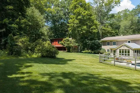 28 Bayberry Lane Bedford Corners NY 10549