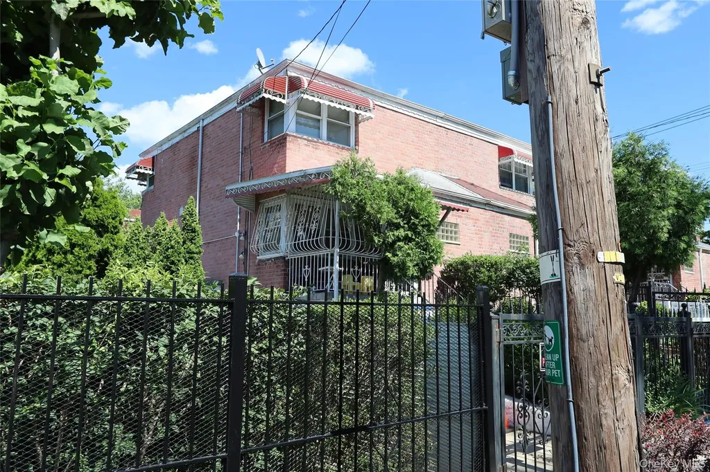 4108 Wilder Avenue Bronx NY 10466