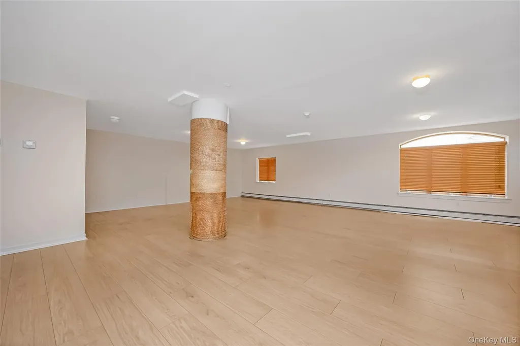 66-06 70th Street Middle Village NY 11379