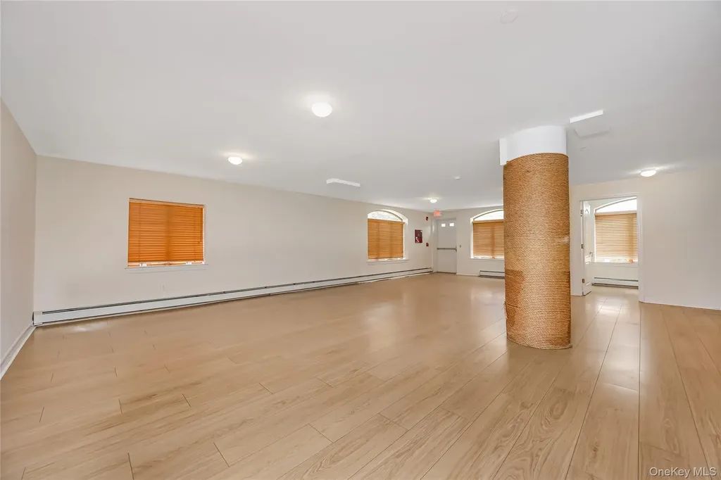 66-06 70th Street Middle Village NY 11379