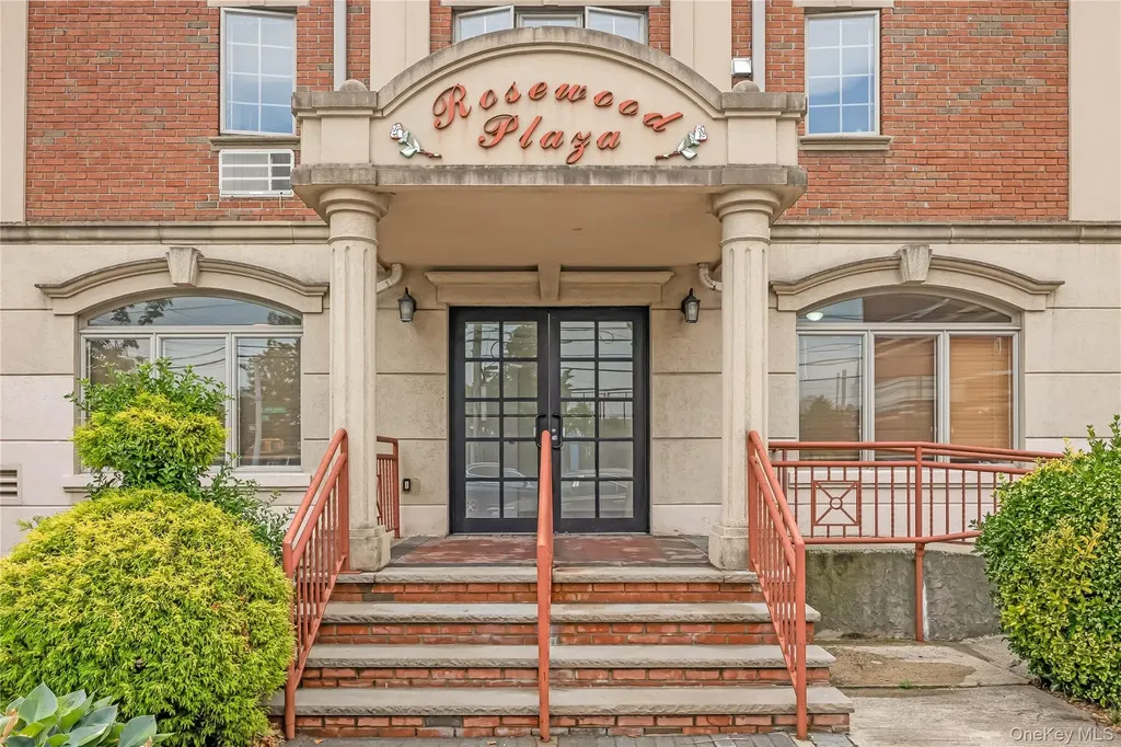 66-06 70th Street Middle Village NY 11379