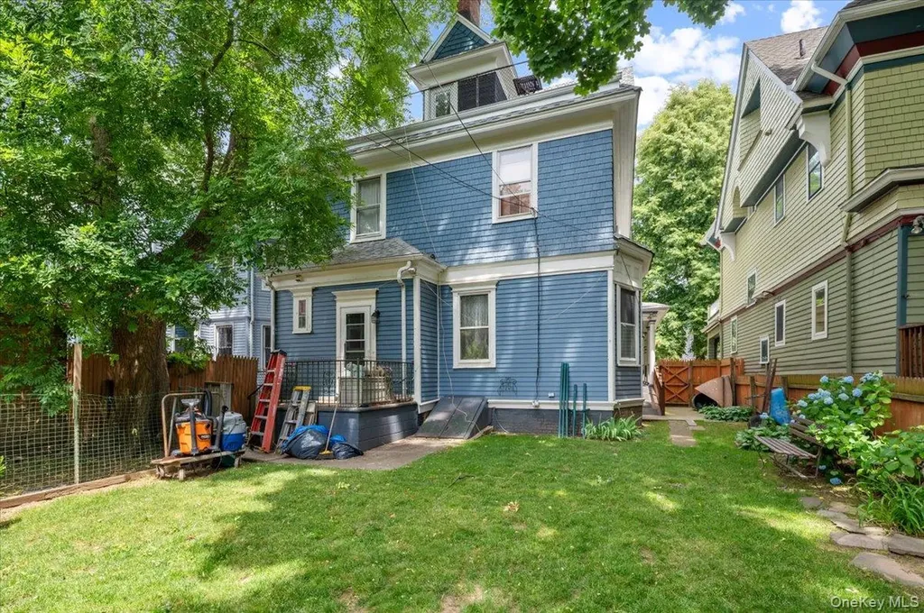 644 E 24th Street Brooklyn NY 11210