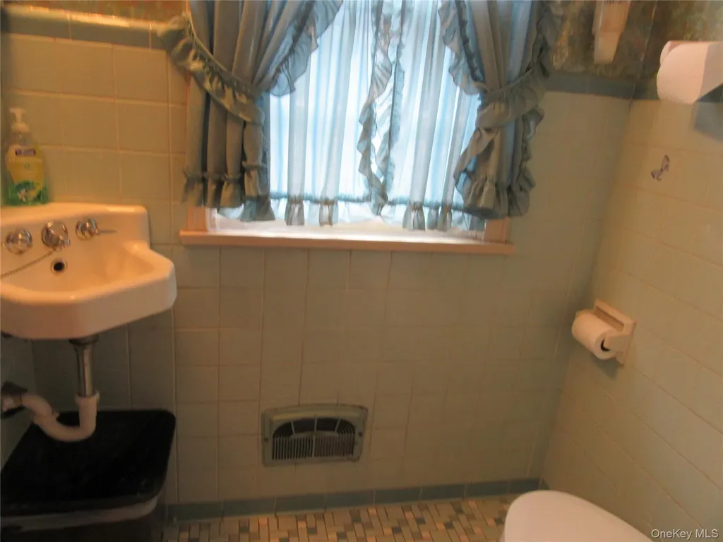 36 E Main Street Washingtonville NY 10992