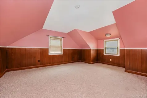 23 Scholl Drive Farmingdale NY 11735