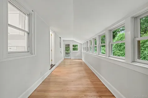 4R Highview Avenue Old Greenwich CT 06870