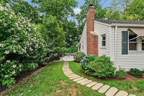4R Highview Avenue Old Greenwich CT 06870