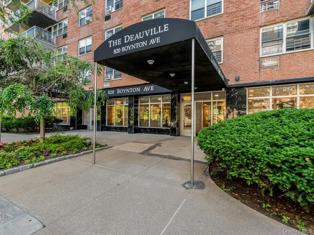 820 Boynton Avenue Bronx NY 10473