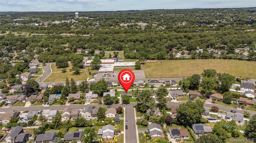 16 Cumberland Road Jericho NY 11753
