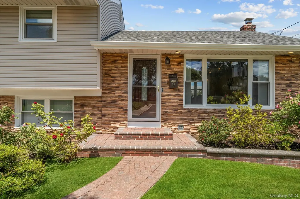 16 Cumberland Road Jericho NY 11753
