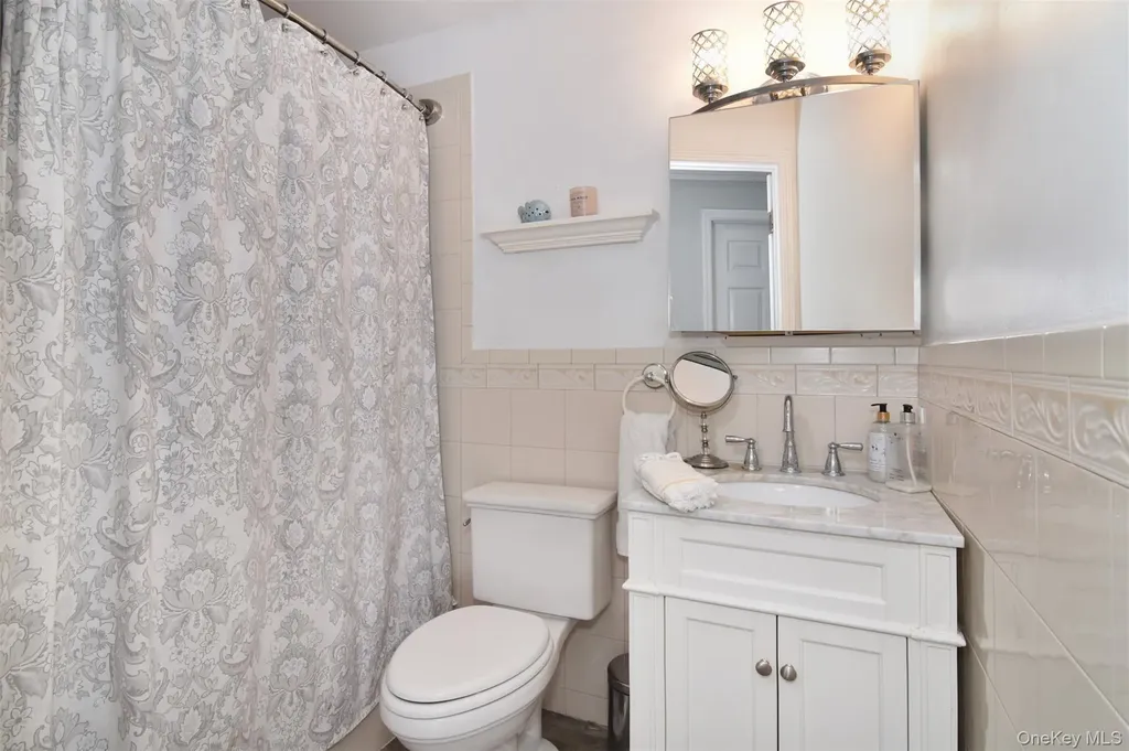 16 Oskar Drive Mahopac NY 10541