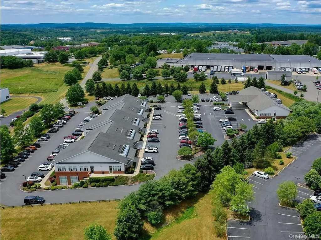 30 Hatfield Lane Goshen NY 10924