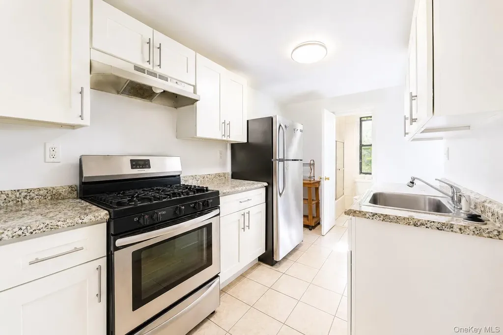 262 Vernon Avenue Brooklyn NY 11206