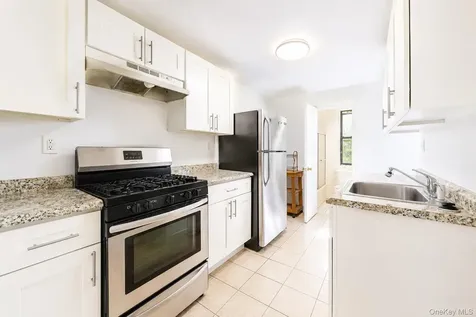 262 Vernon Avenue Brooklyn NY 11206