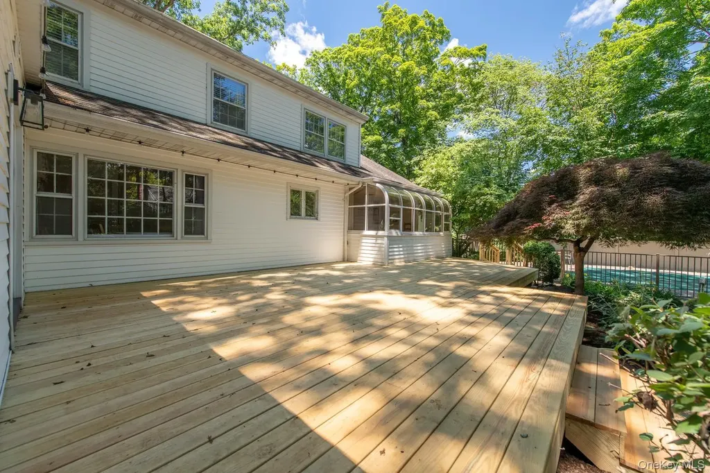 44 Pleasant Ridge Drive Poughkeepsie NY 12603