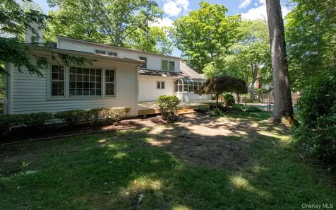 44 Pleasant Ridge Drive Poughkeepsie NY 12603
