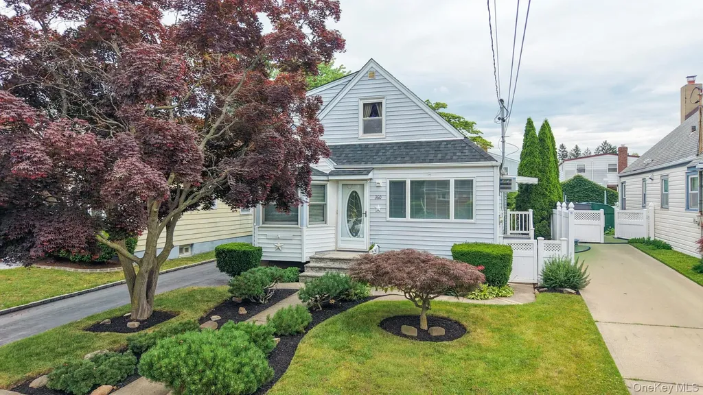 360 Grand Avenue West Hempstead NY 11552
