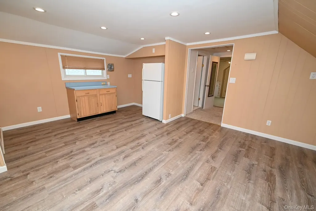 360 Grand Avenue West Hempstead NY 11552