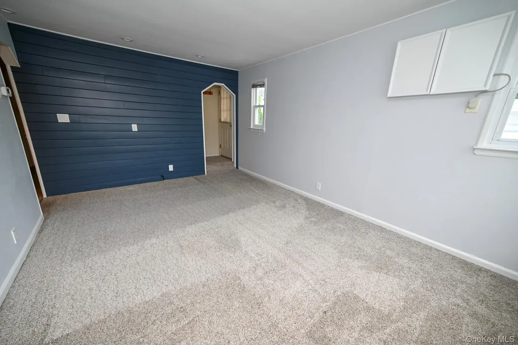 360 Grand Avenue West Hempstead NY 11552