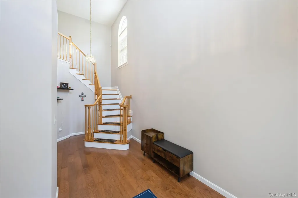 8 Jennifer Lane Middle Island NY 11953