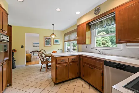 8 Mckenna Place Mamaroneck NY 10543