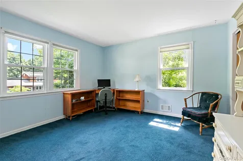 8 Mckenna Place Mamaroneck NY 10543