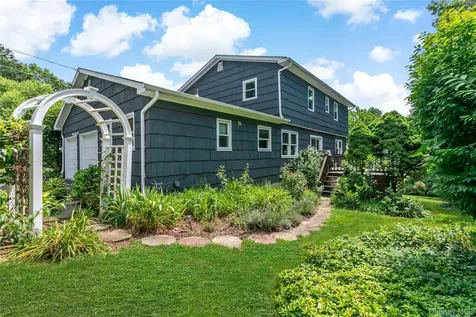 8 Mckenna Place Mamaroneck NY 10543