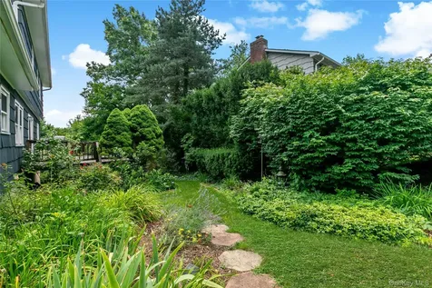 8 Mckenna Place Mamaroneck NY 10543