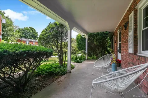 8 Mckenna Place Mamaroneck NY 10543