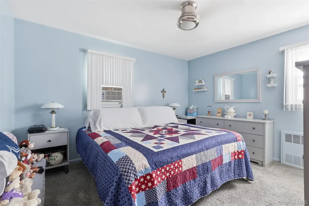 64 Lehrer Avenue Elmont NY 11003