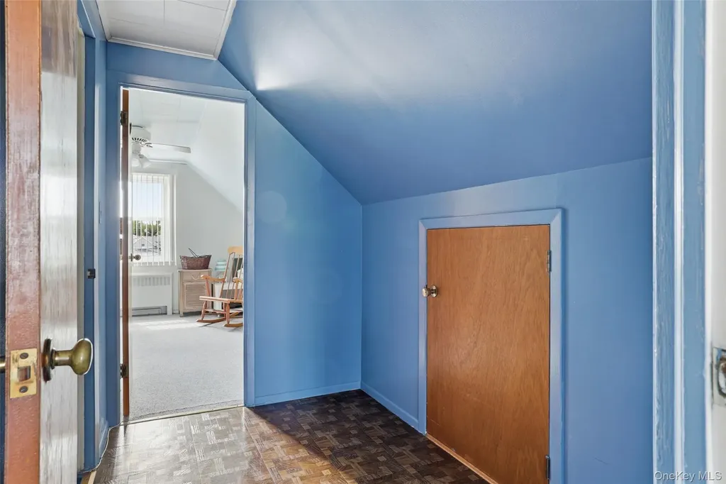 64 Lehrer Avenue Elmont NY 11003