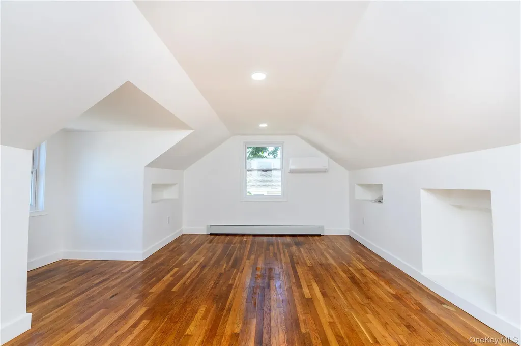 1282 Allen Drive Seaford NY 11783