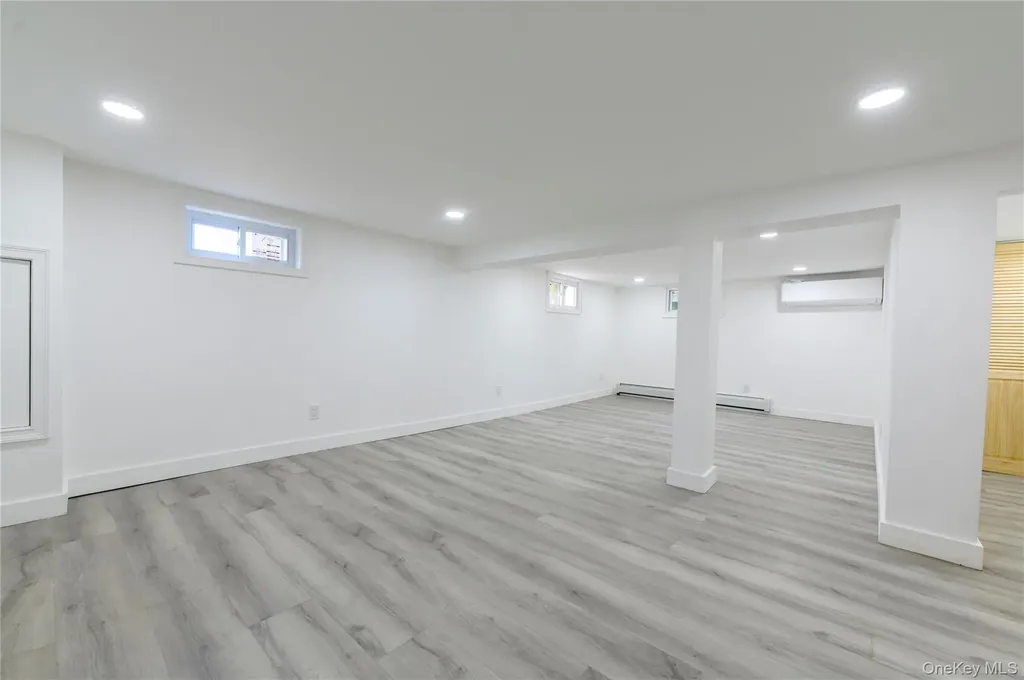 1282 Allen Drive Seaford NY 11783