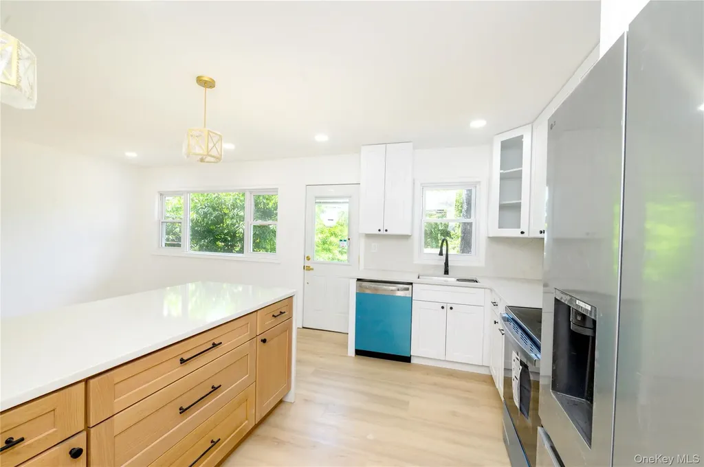 1282 Allen Drive Seaford NY 11783