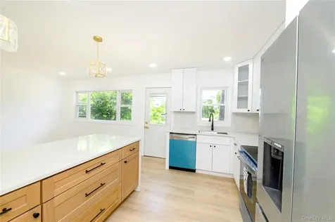 1282 Allen Drive Seaford NY 11783