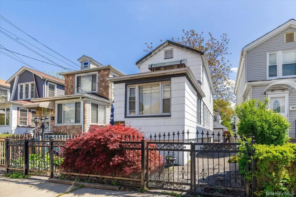 4212 Wilder Avenue Bronx NY 10466
