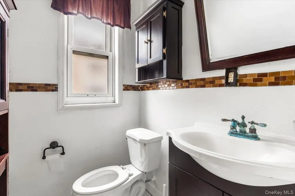 4212 Wilder Avenue Bronx NY 10466