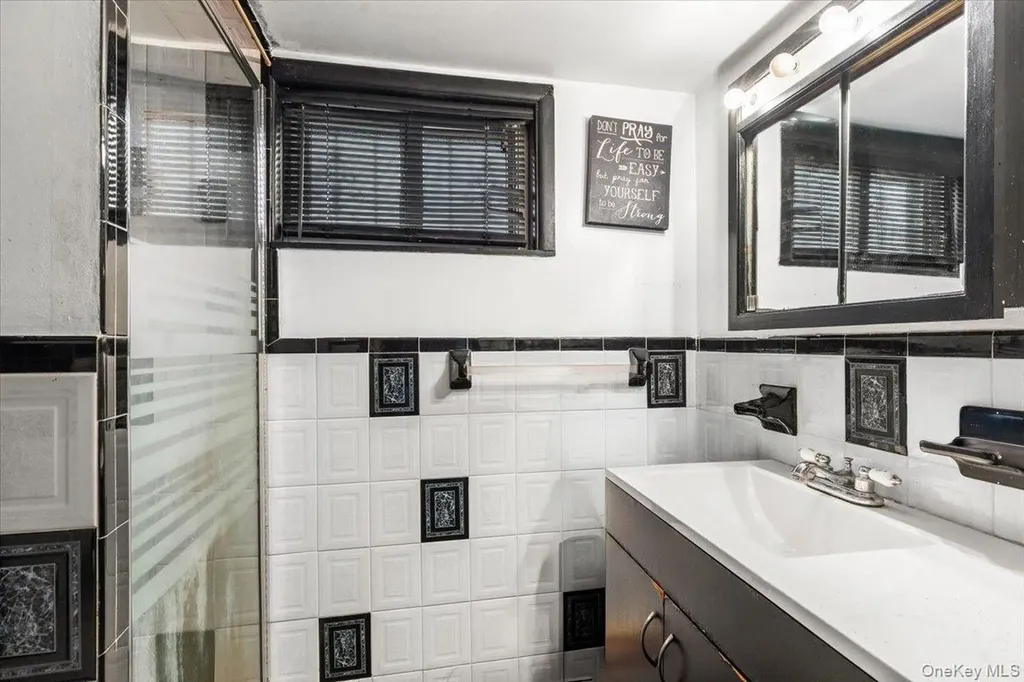 4212 Wilder Avenue Bronx NY 10466