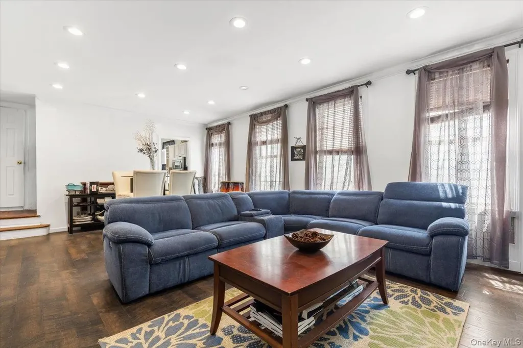 4212 Wilder Avenue Bronx NY 10466