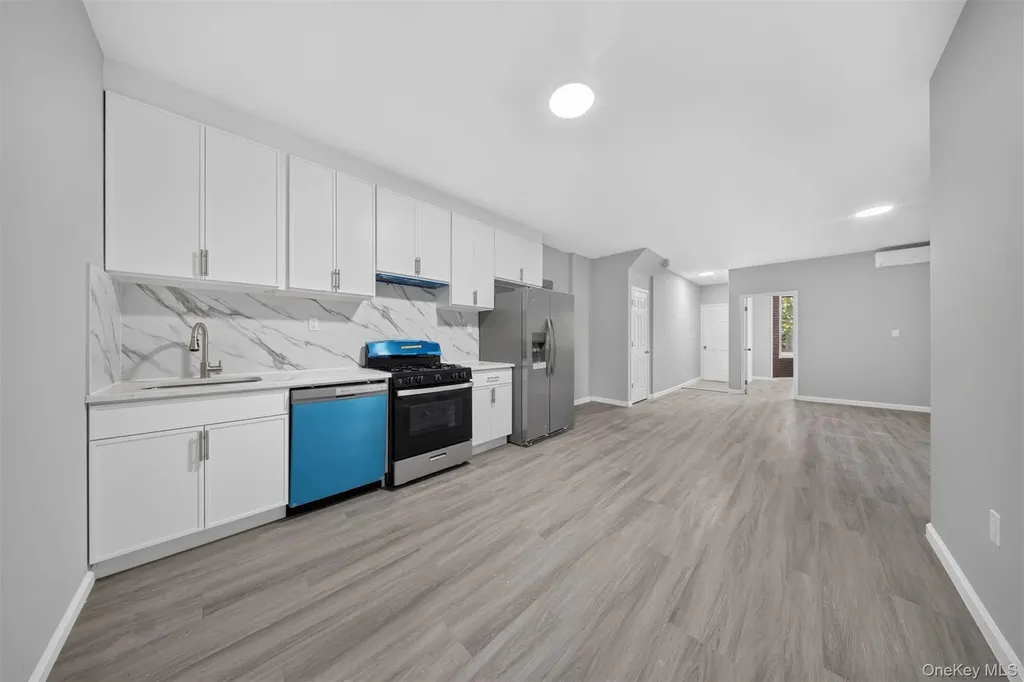79-35 77th Avenue Glendale NY 11385