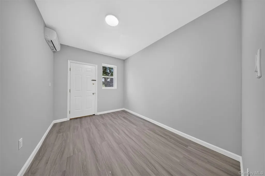 79-35 77th Avenue Glendale NY 11385