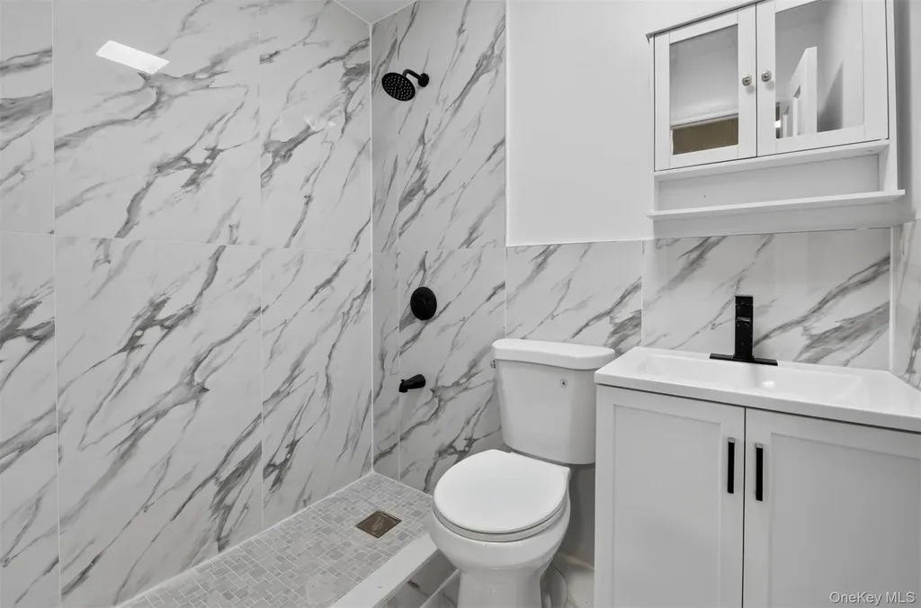 79-35 77th Avenue Glendale NY 11385
